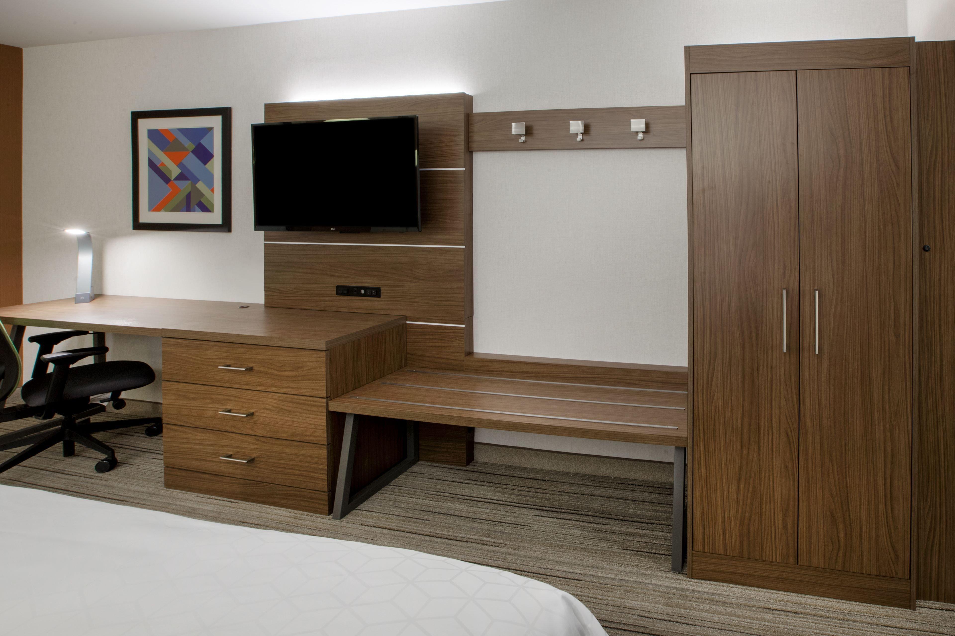 Holiday Inn Express & Suites Warrensburg North By Ihg Esterno foto