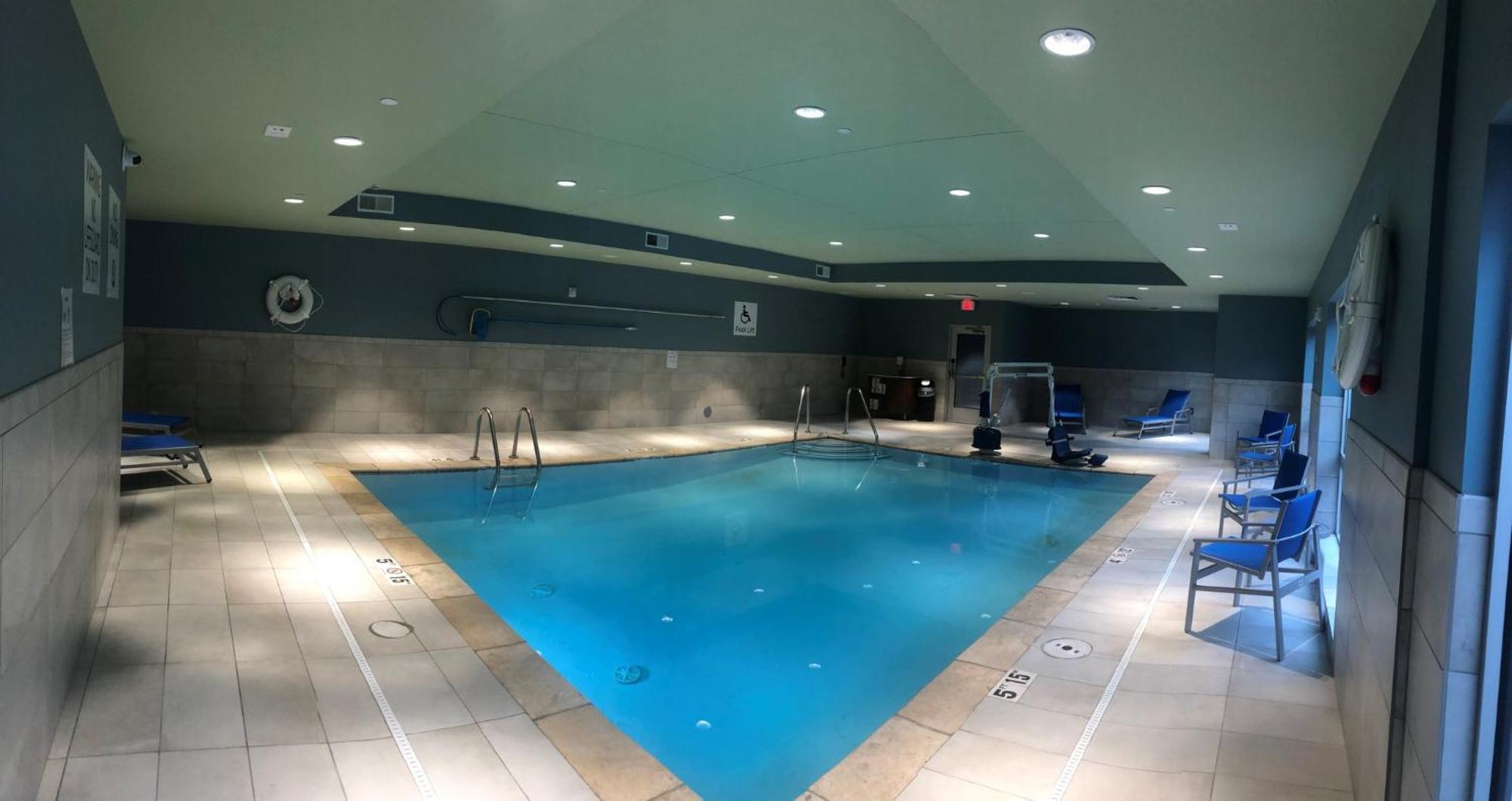 Holiday Inn Express & Suites Warrensburg North By Ihg Esterno foto